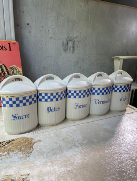 Antique Canister Set{ F-008012}