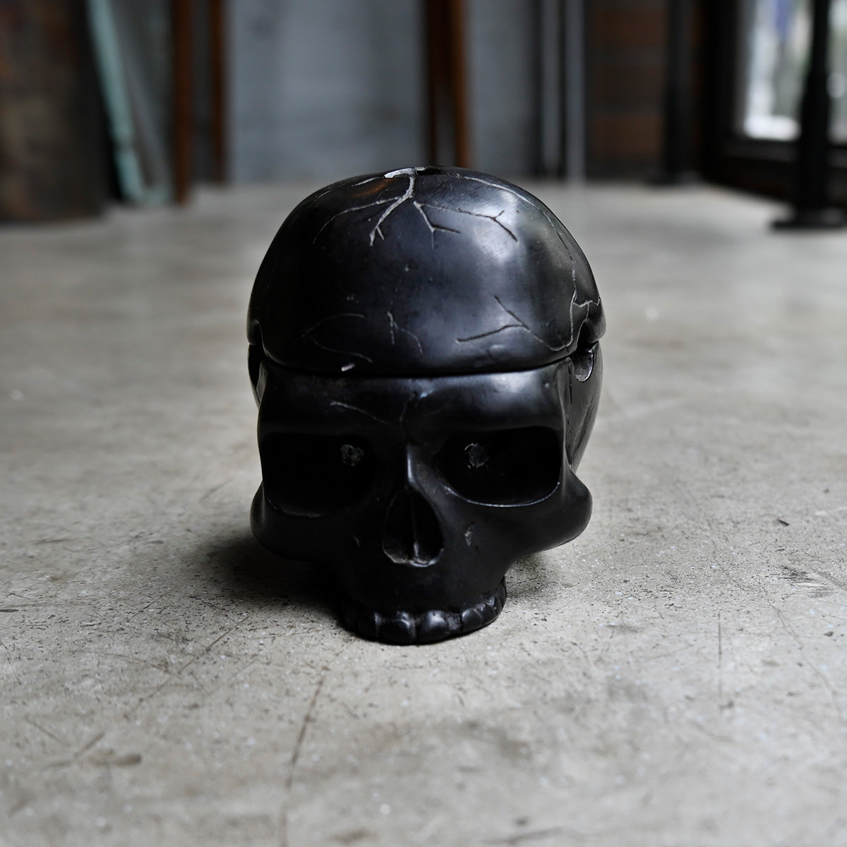 Antique Black Skull Container ｛R-00611｝アンティークオブジェ,髑髏