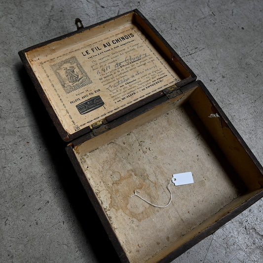 Antique Black Wooden Box "Fil au Chinois"{R-00716}
