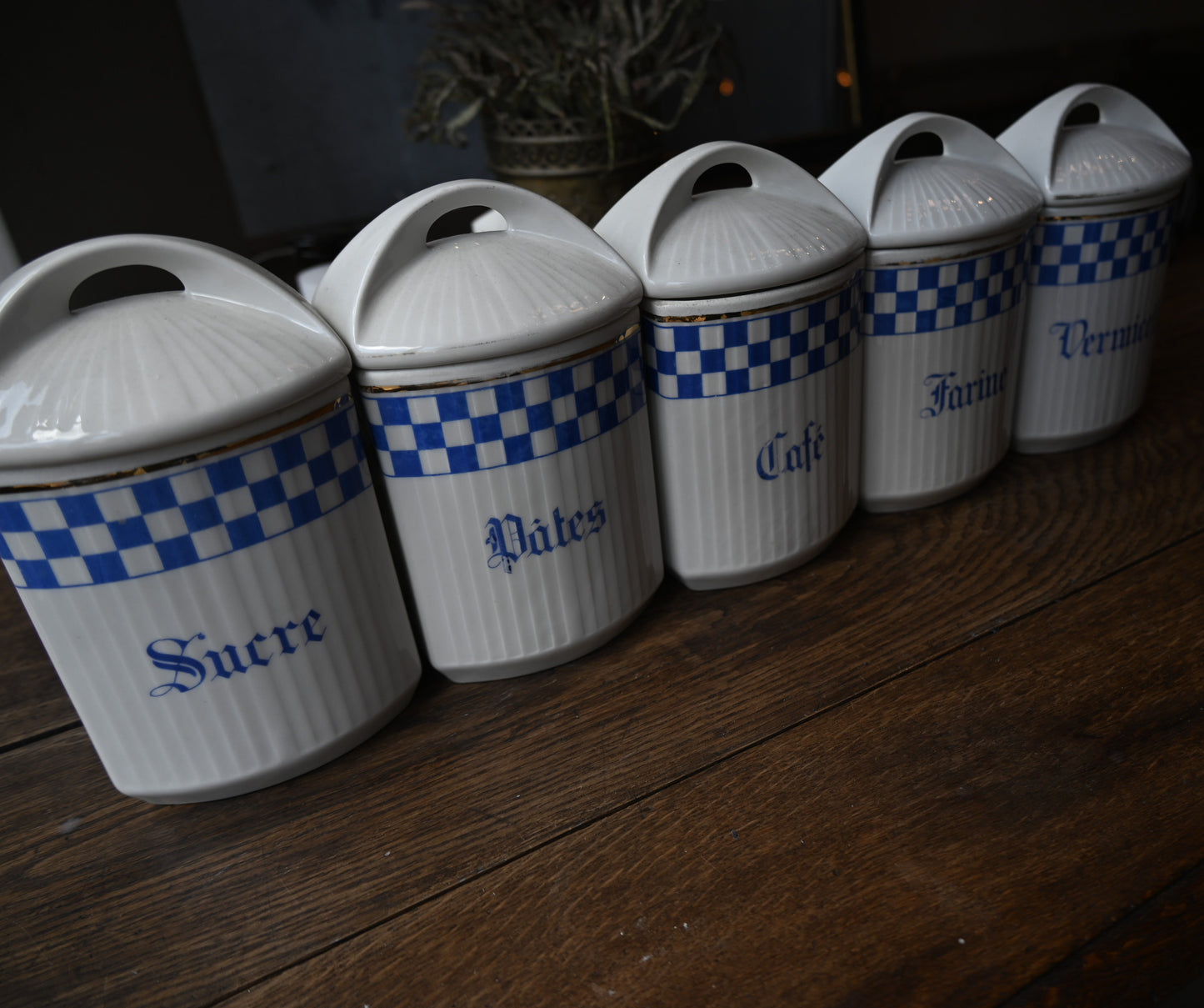 Antique Canister Set{ R-01121}