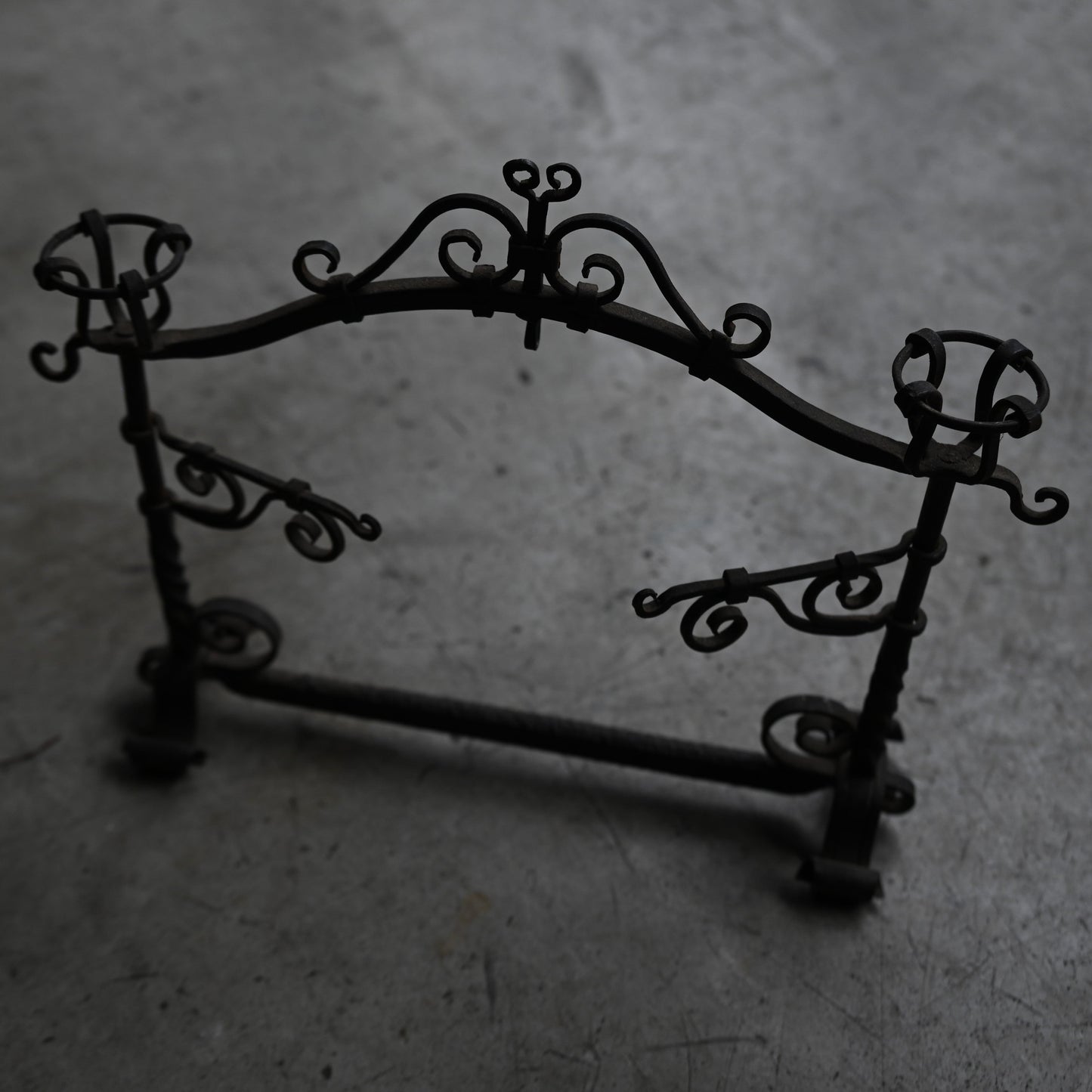 Antique Iron Mini Rack{ R-0117}