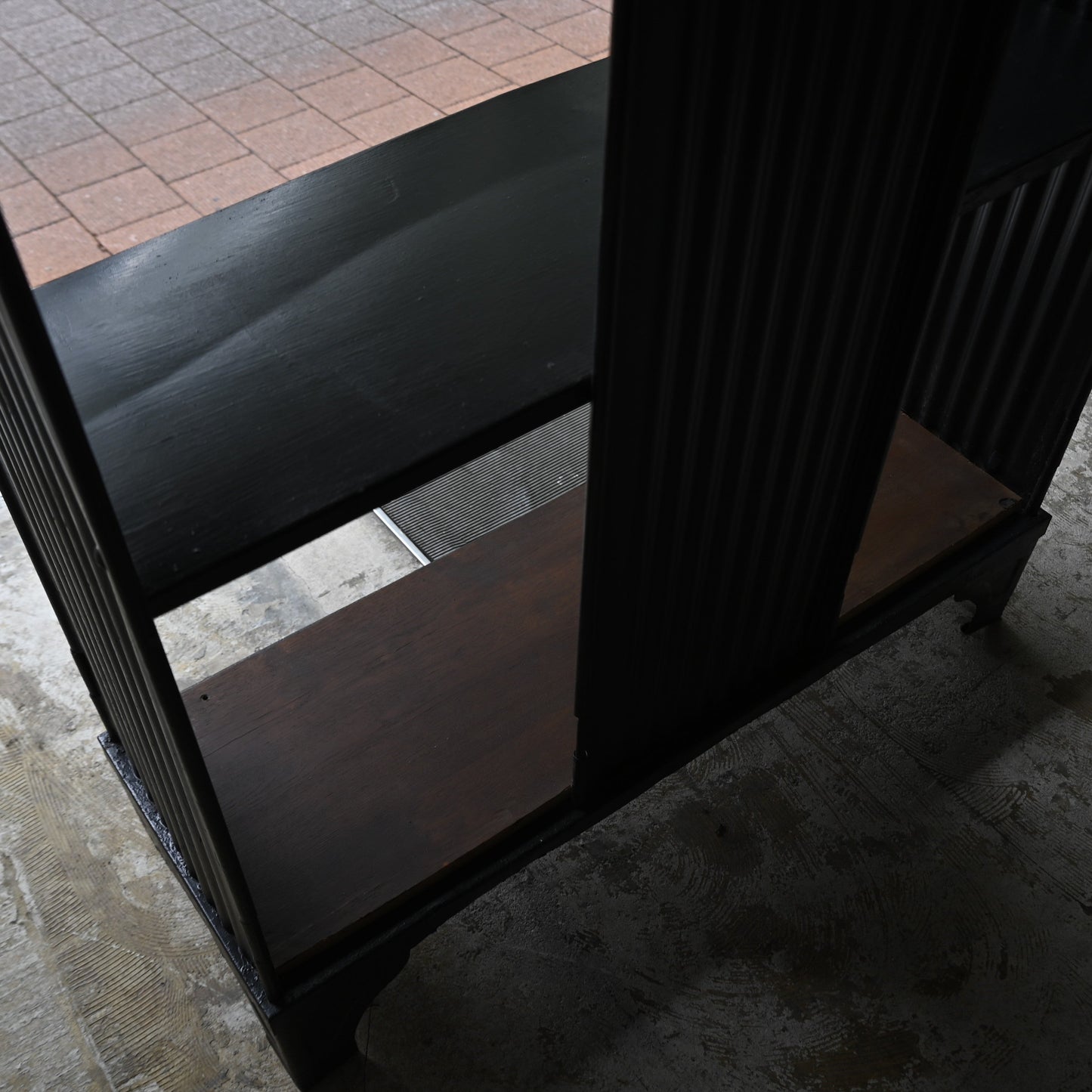 Metal Book shelf "Strafor"{ RF-00107}