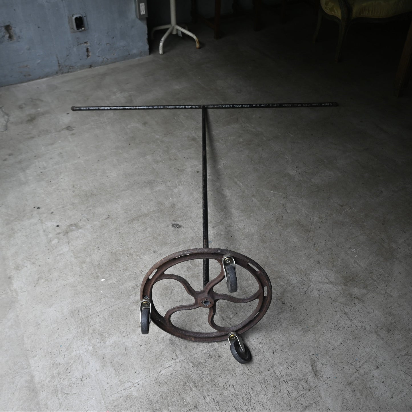"T"Bar Airon Rack{RF-01317}