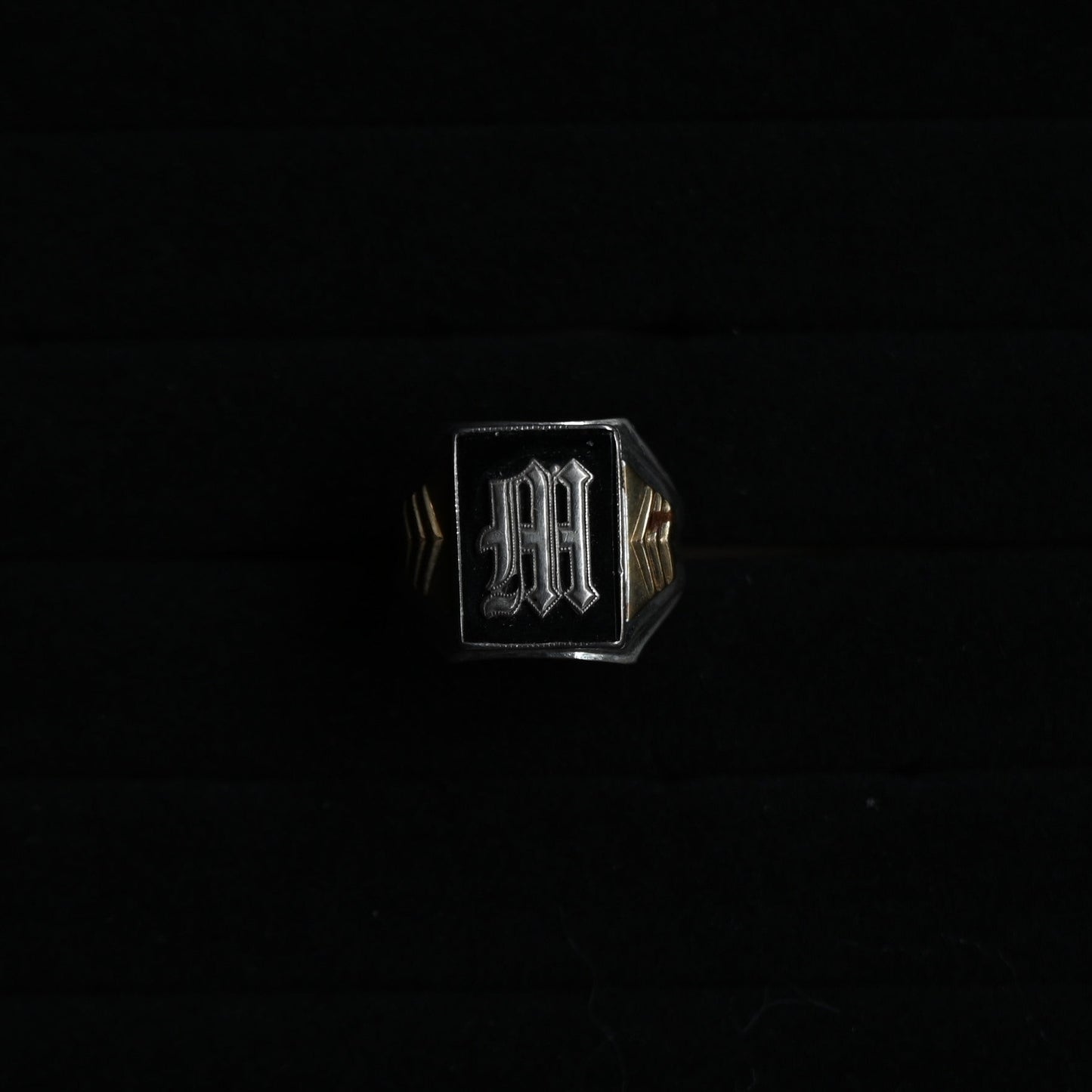 Vintage Gold×Silver signet Ring "M" {RM-00317}