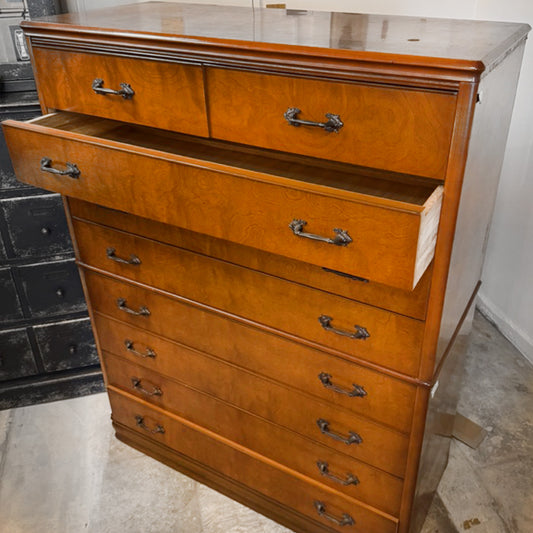Classic Chest desser{ F-00113}