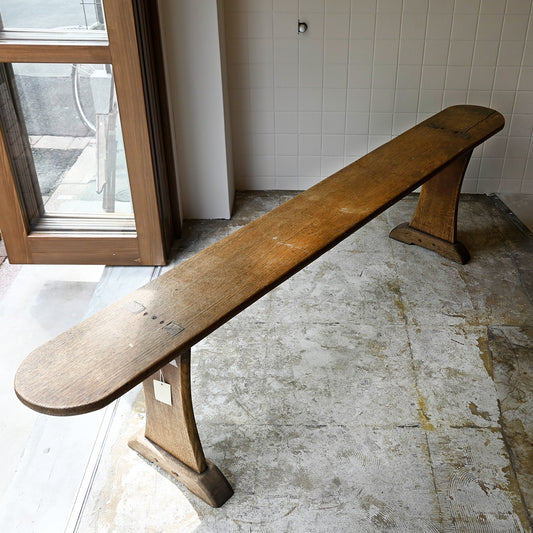 Wood bench{F-00205}