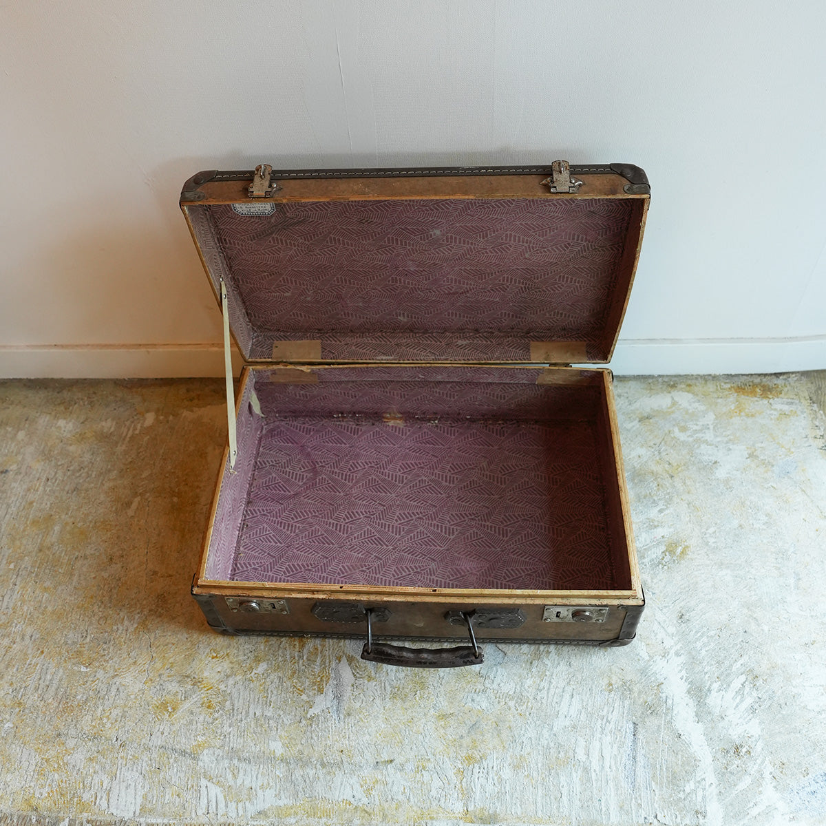 Vintage Wood Trunk Case{F-009026}