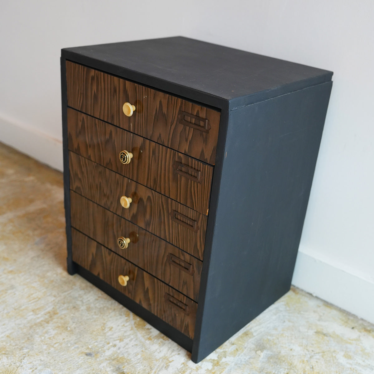 Desk Cabinet{F-00930}
