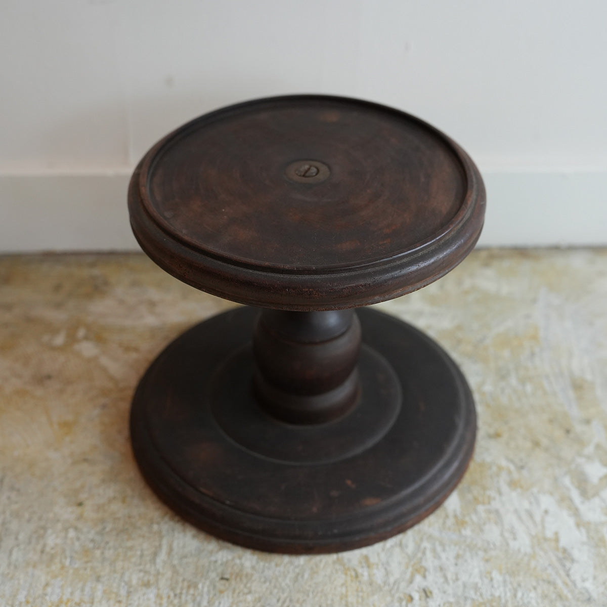 Antique Wood Stand{F-009031}