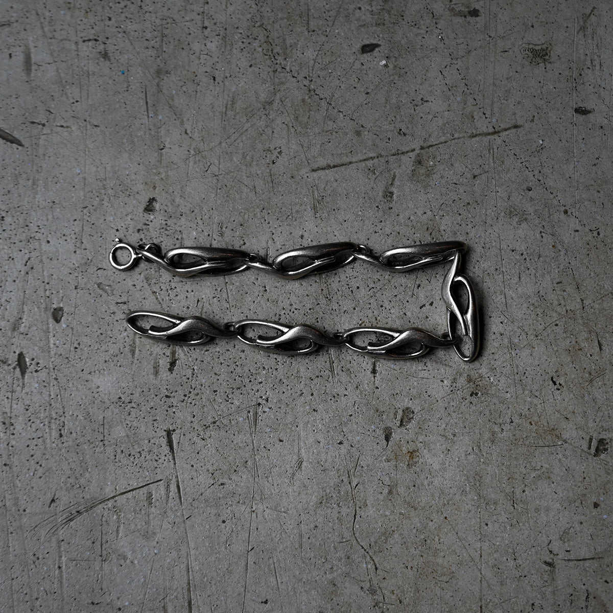 Vintage Twisted Link Silver Bracelet{R-00923}