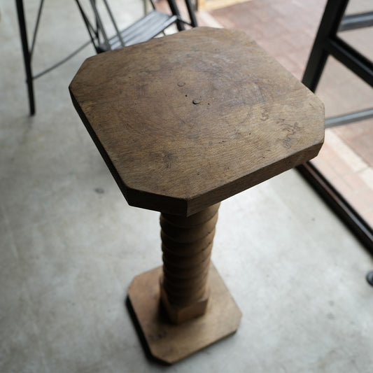 Wood twisted stand{R-00210}