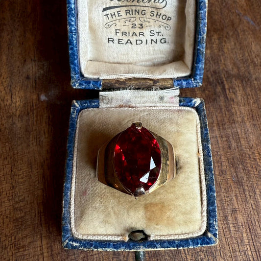 Vintage ring "Ruby&Gold"{R-00901}