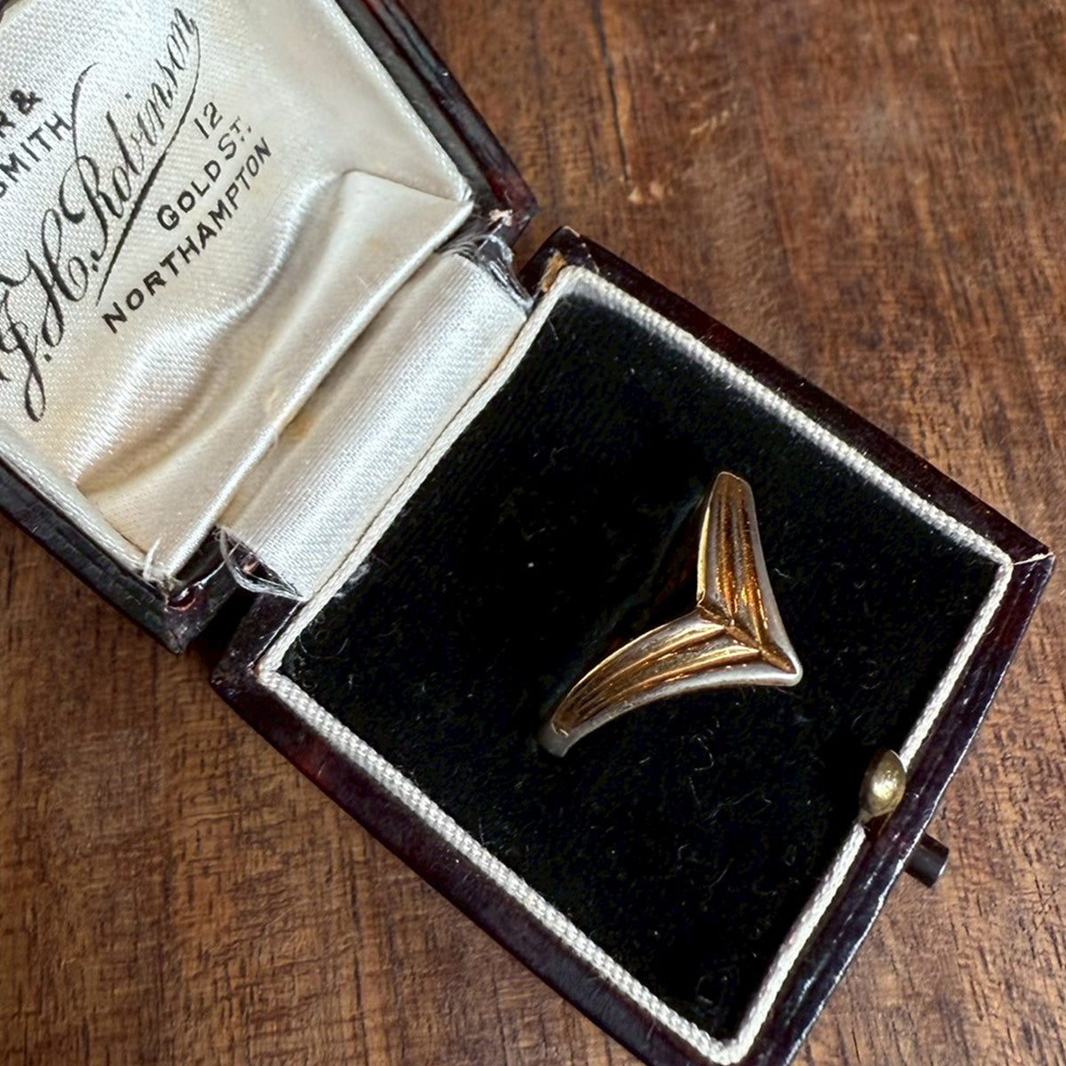 Vintage ring "design V"{R-00903}