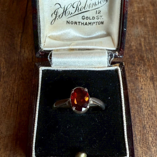 Vintage ring "Silver&Ruby"{R-00905}