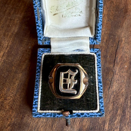 Vintage ring Clark&C "E"{R-00911}