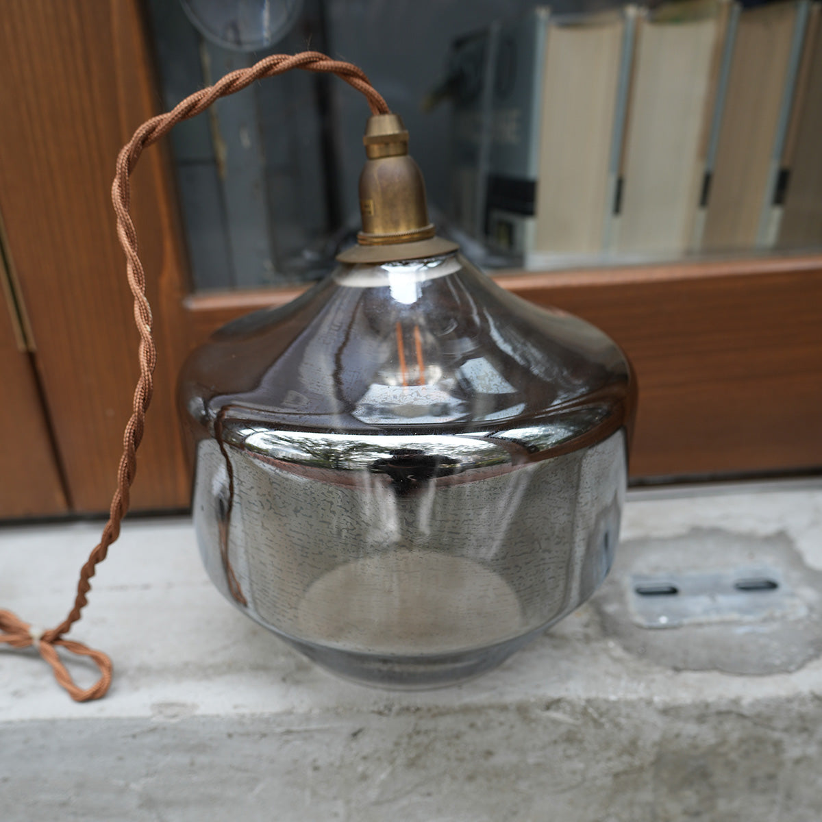 Vintage Mirror Spotlight{F-00416}