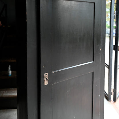 Napoléon style cabinet {R-00102}