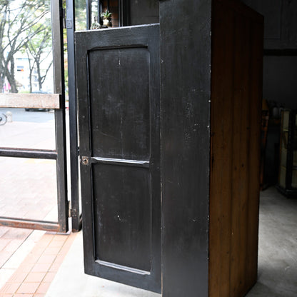 Napoléon style cabinet {R-00102}