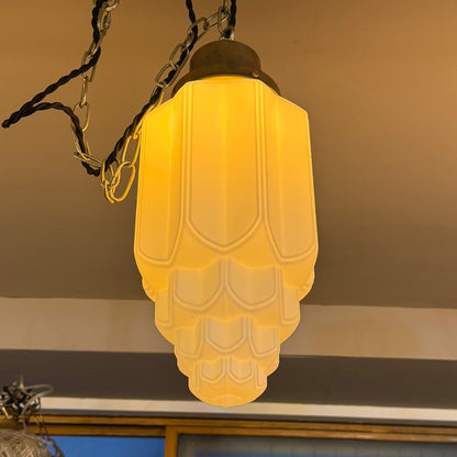 Milk Glass Art Deco Style Lamp Large｛F-00418｝