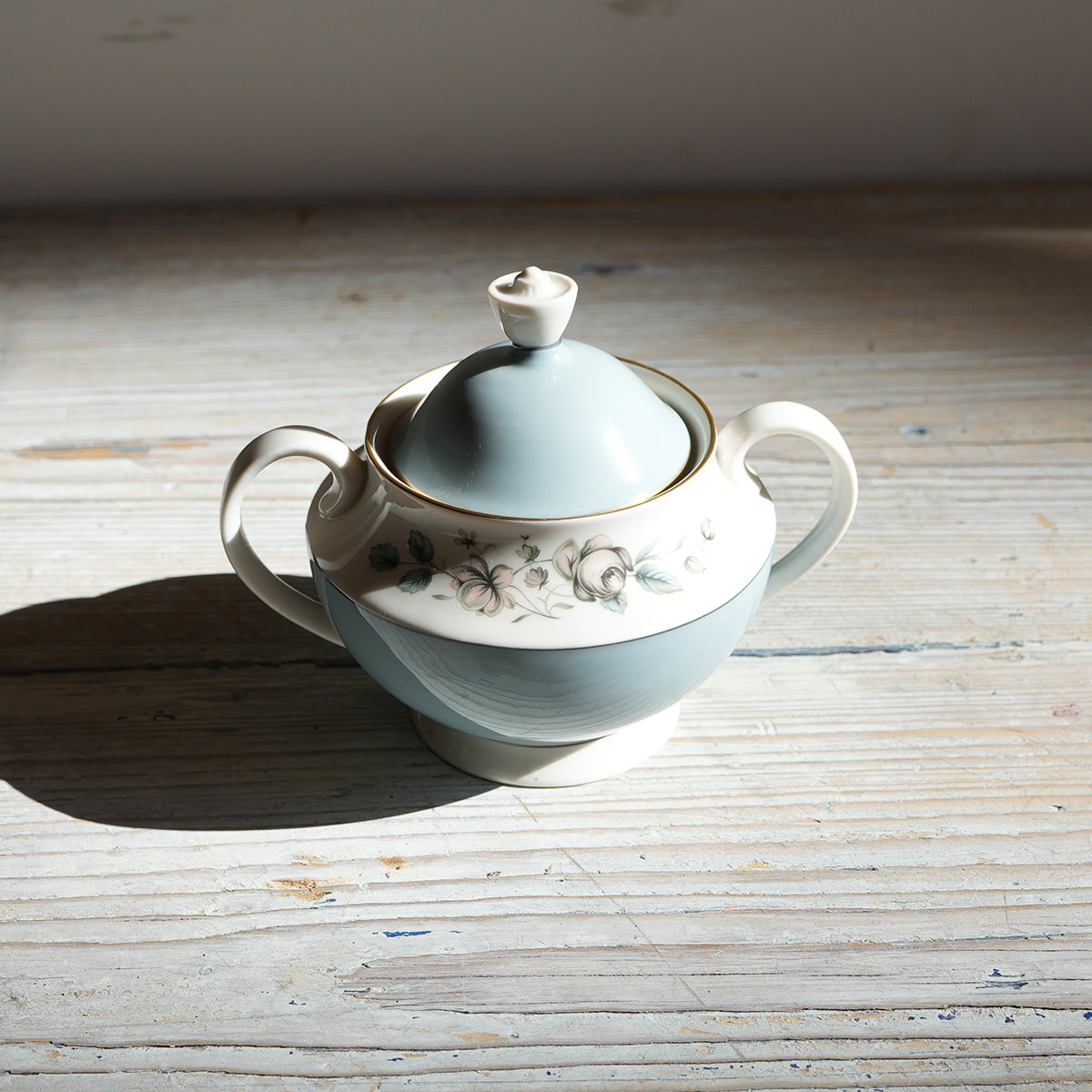 Royal Doulton / Rose Elegans Sugar Bowl｛F-00943｝