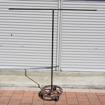 Vintage Metal T Hanger Rack｛ F-00322｝