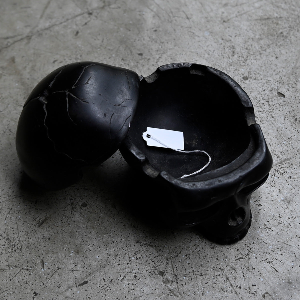 Antique Black Skull Container ｛R-00611｝アンティークオブジェ,髑髏