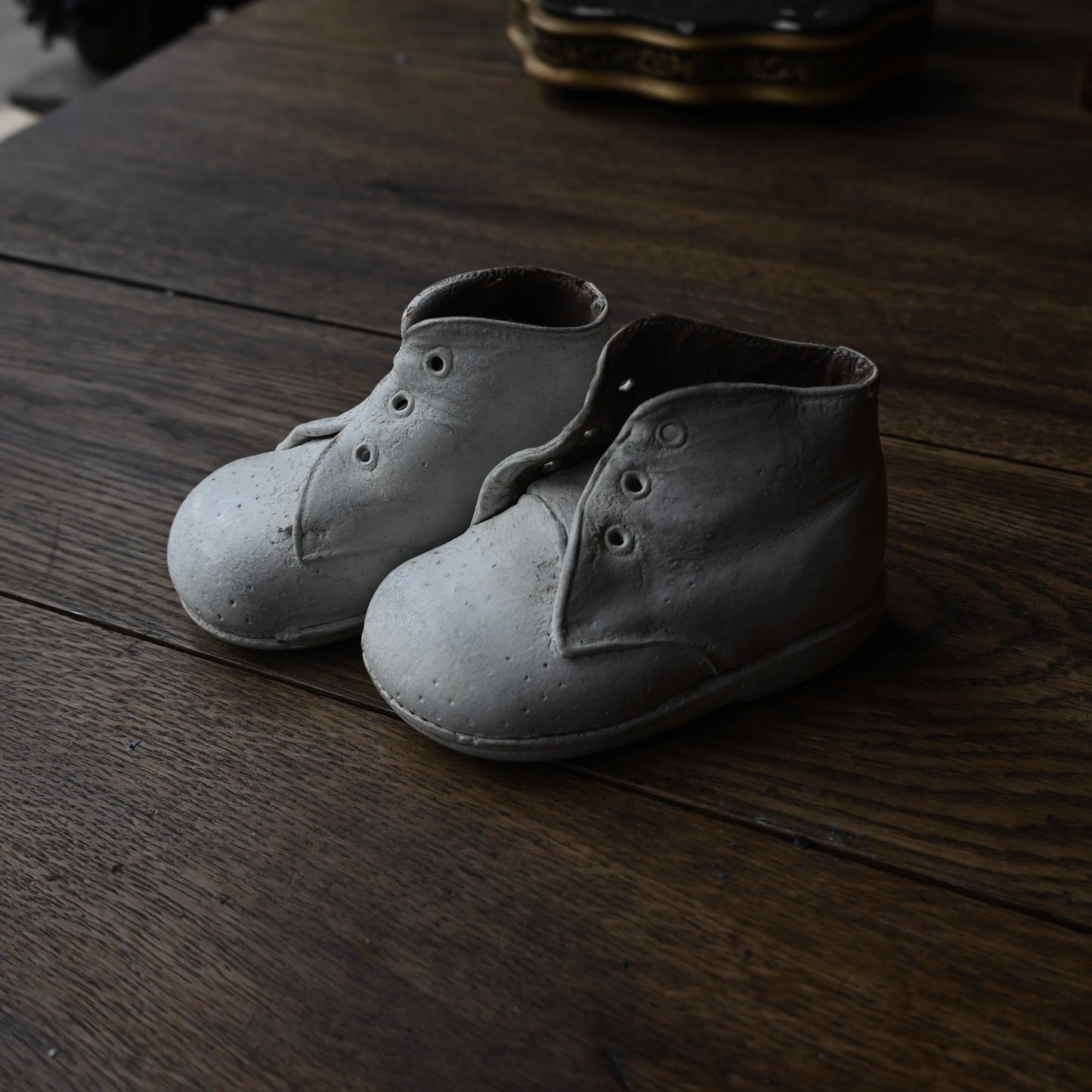 White Boots Figure｛ R-0111 ｝