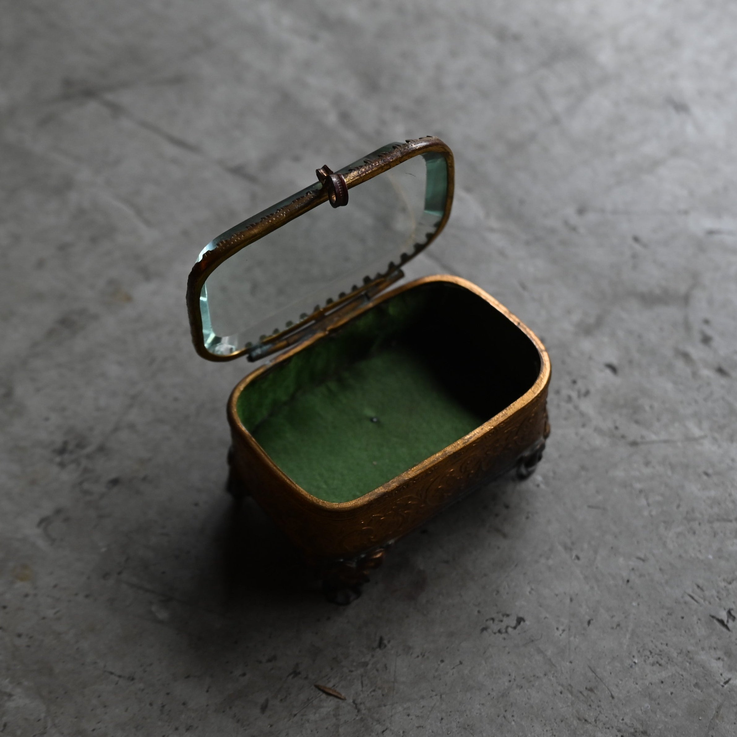 Antique Green Gold Jewelry Box｛RB-00913｝小瓶,ガラス, ジュエリー