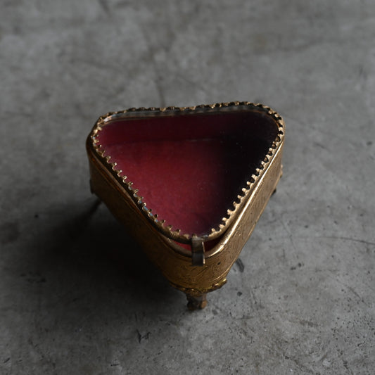 Antique Triangle Jewelry Box ｛ R-0116｝