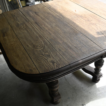 Oak wood square table {R-00104}