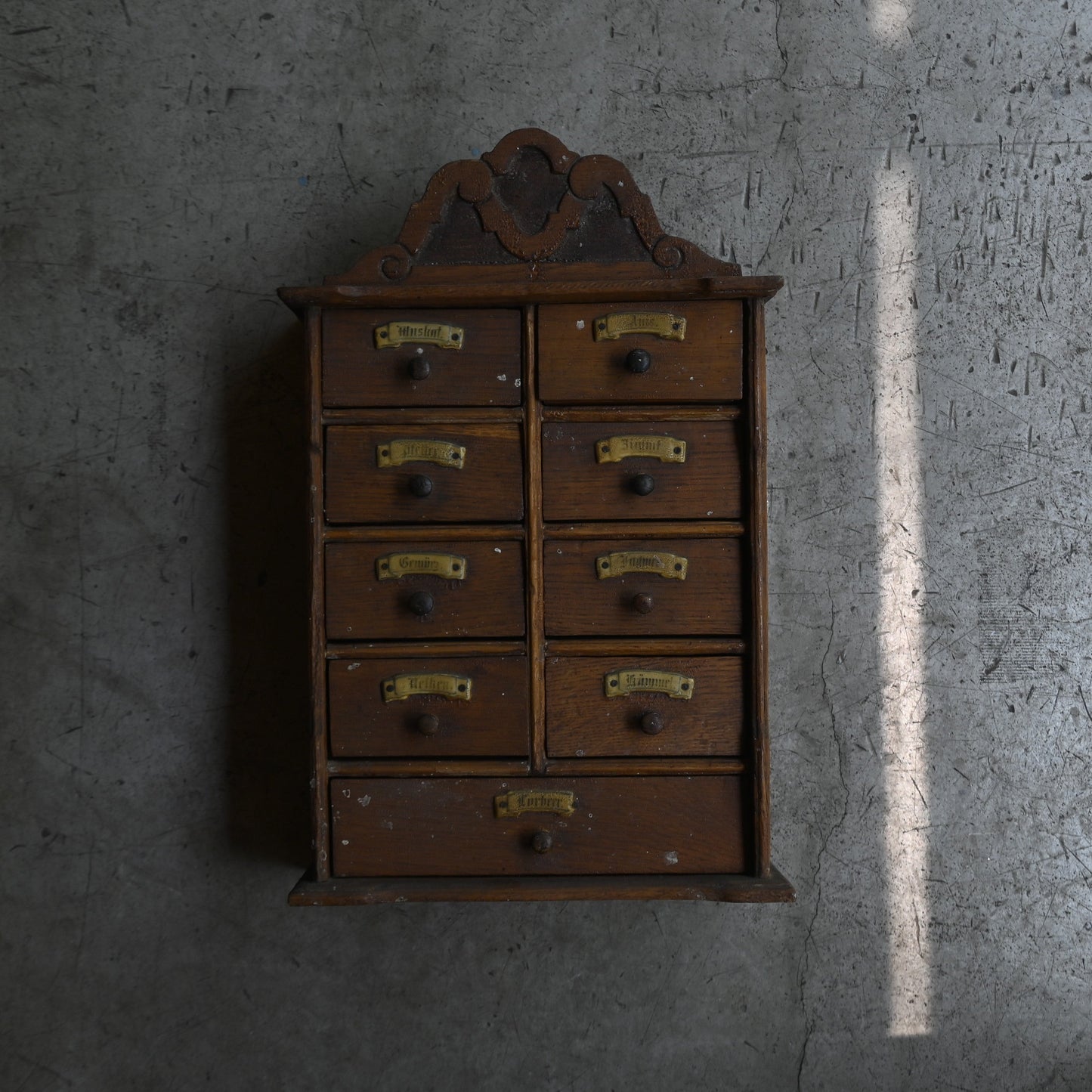Antique Medicine box ｛R-00226｝