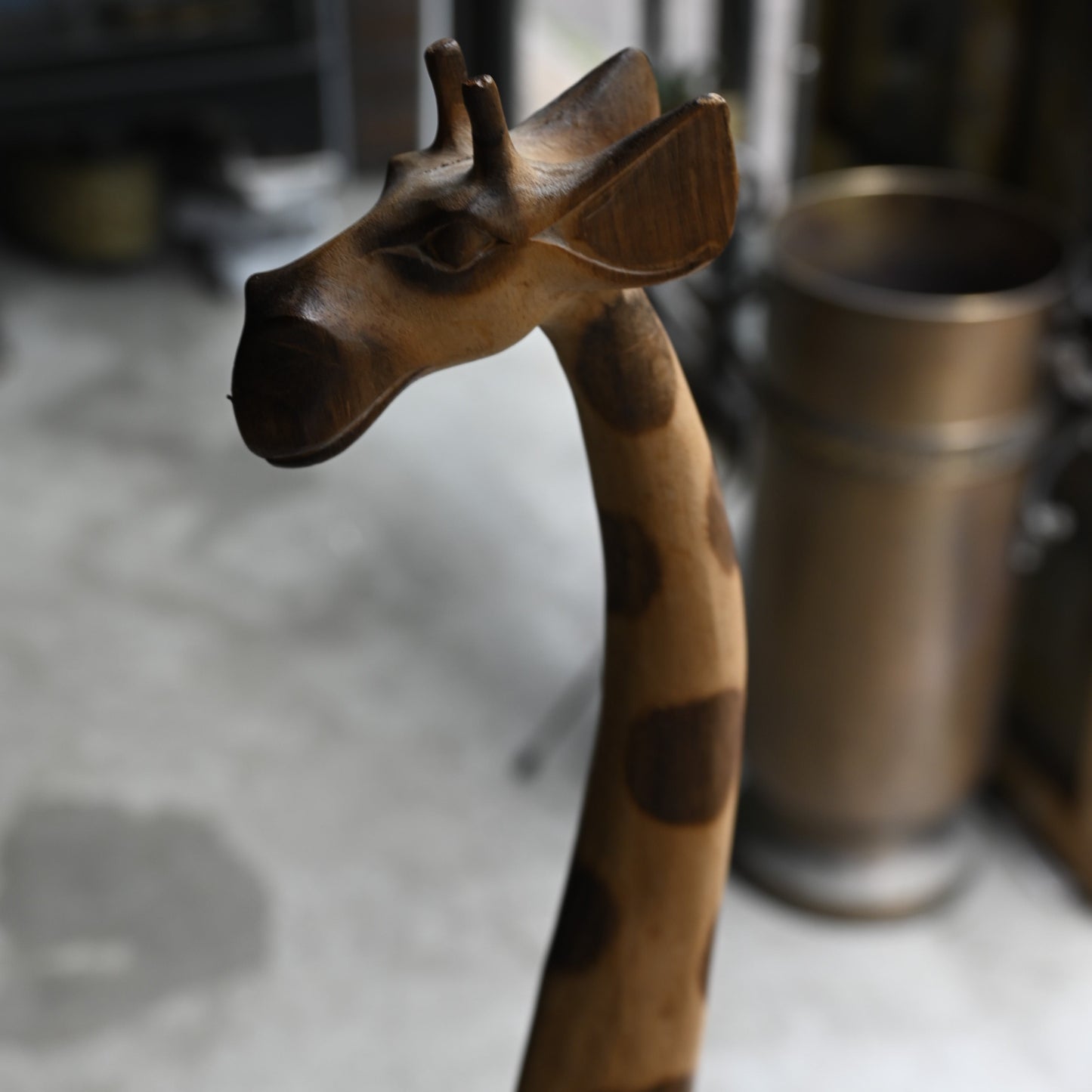 Wood figurine"Giraffe"｛ R-00641｝