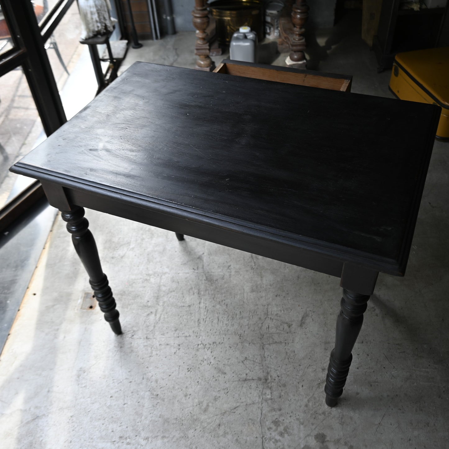 Napoléon III style Black paint Table {RF-00308}