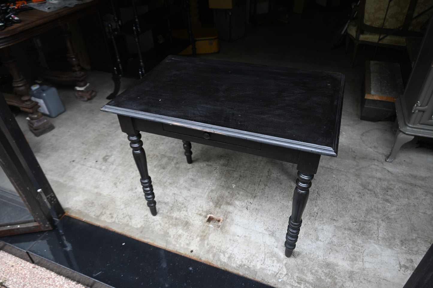 Napoléon III style Black paint Table {RF-00309}