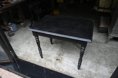 Napoléon III style Black paint Table {RF-00309}