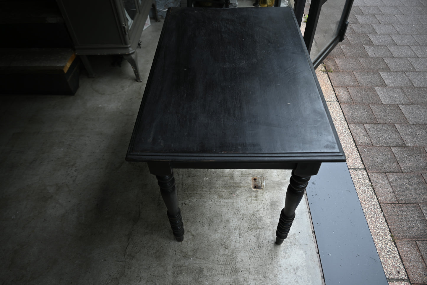 Napoléon III style Black paint Table {RF-00309}