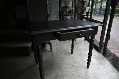 Napoléon III style Black paint Table {RF-00309}