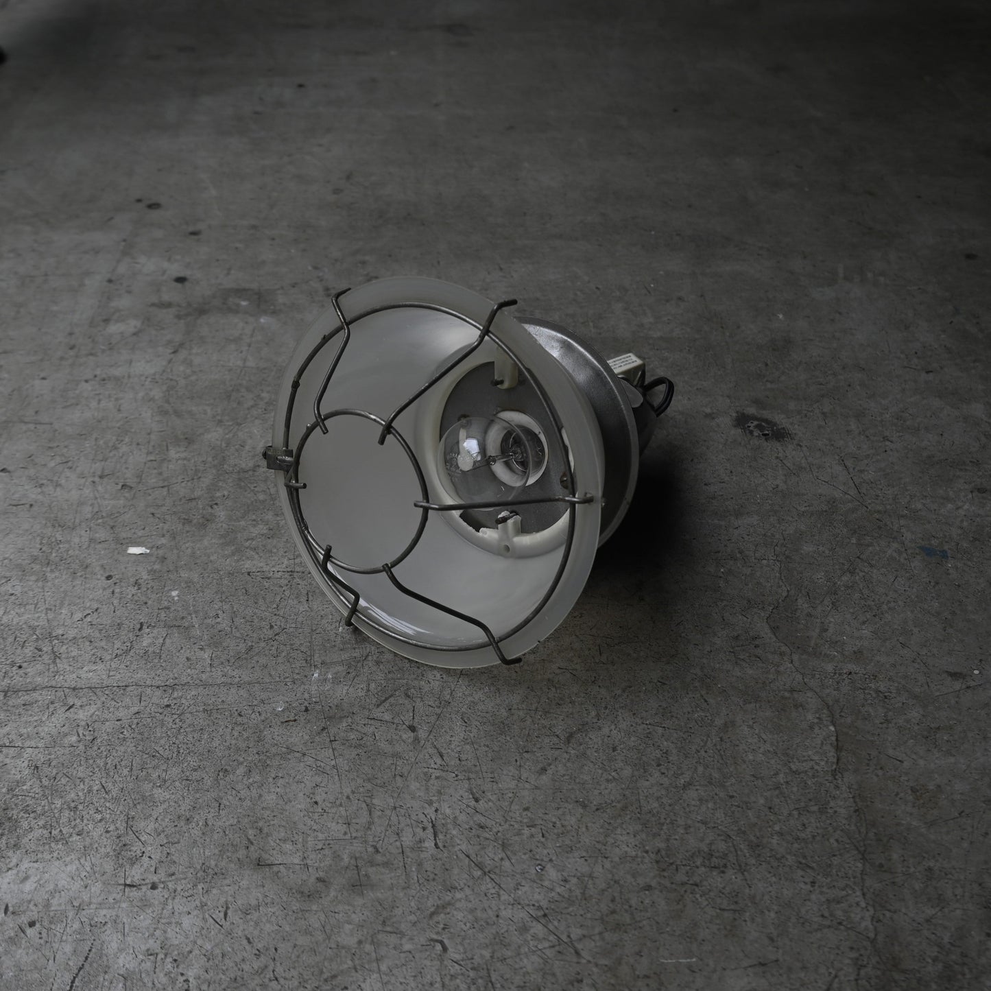 Soviet Industrial Lamp｛RF-00801｝