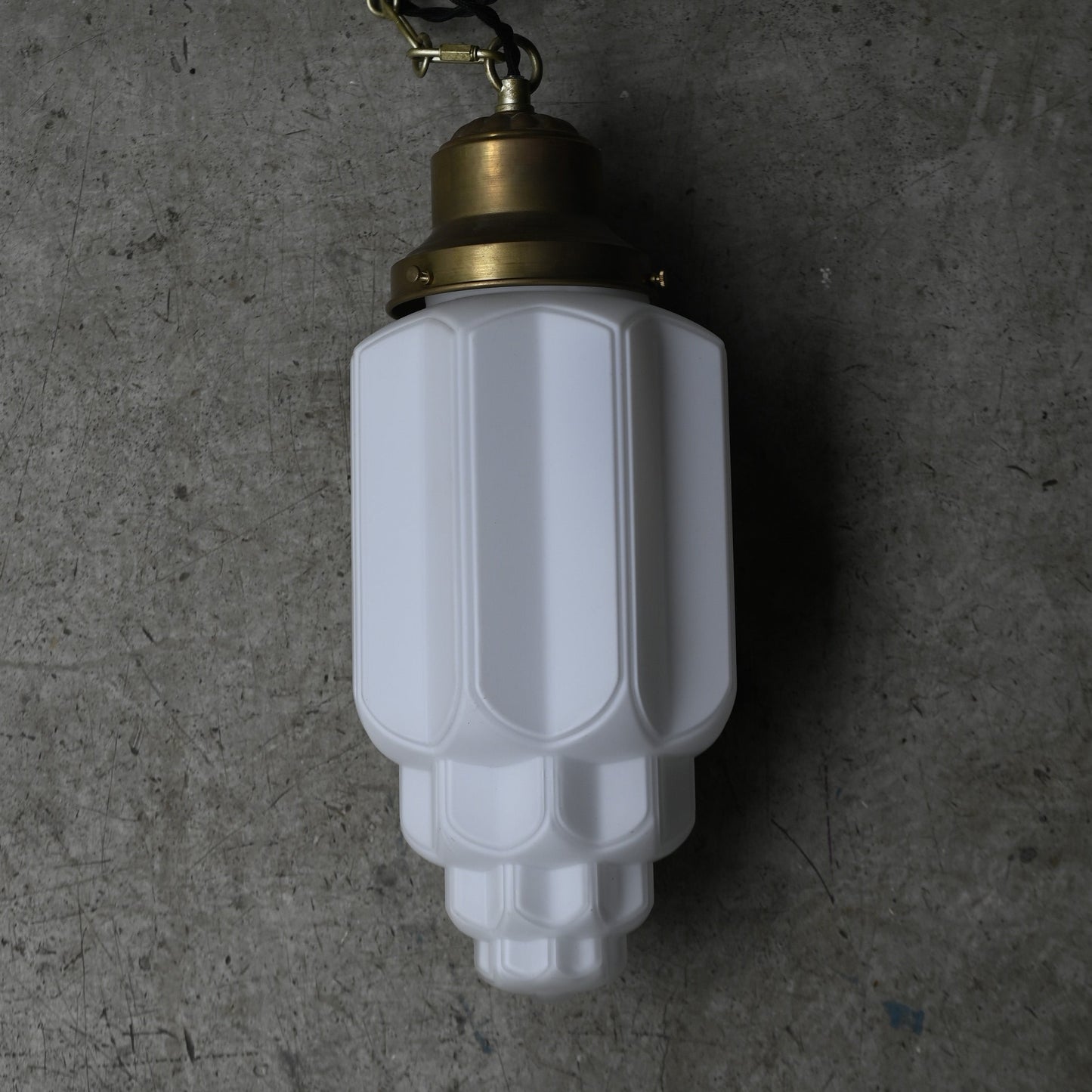 Milk Glass Art Deco Style Lamp Large｛RF-00806｝