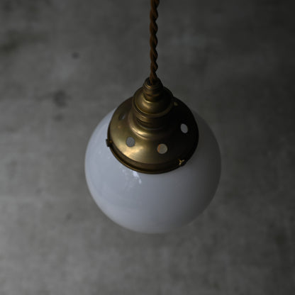 Milk Glass Round Lamp｛RF-00803｝