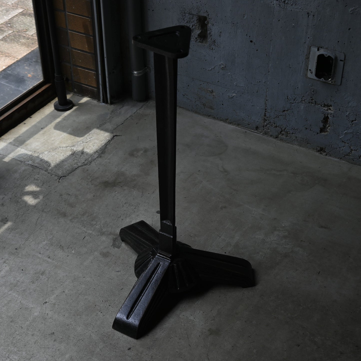 Iron black legs "Industrial style"｛RF-00311｝