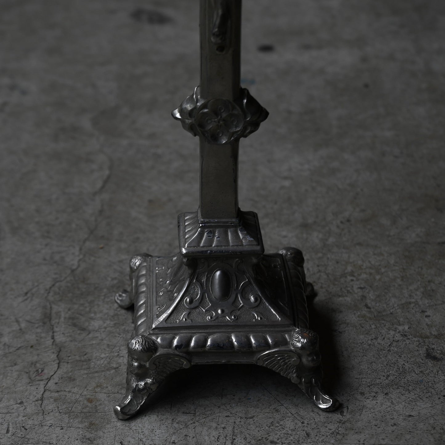 Metal Cross Christ Figure｛ RB-00203 ｝