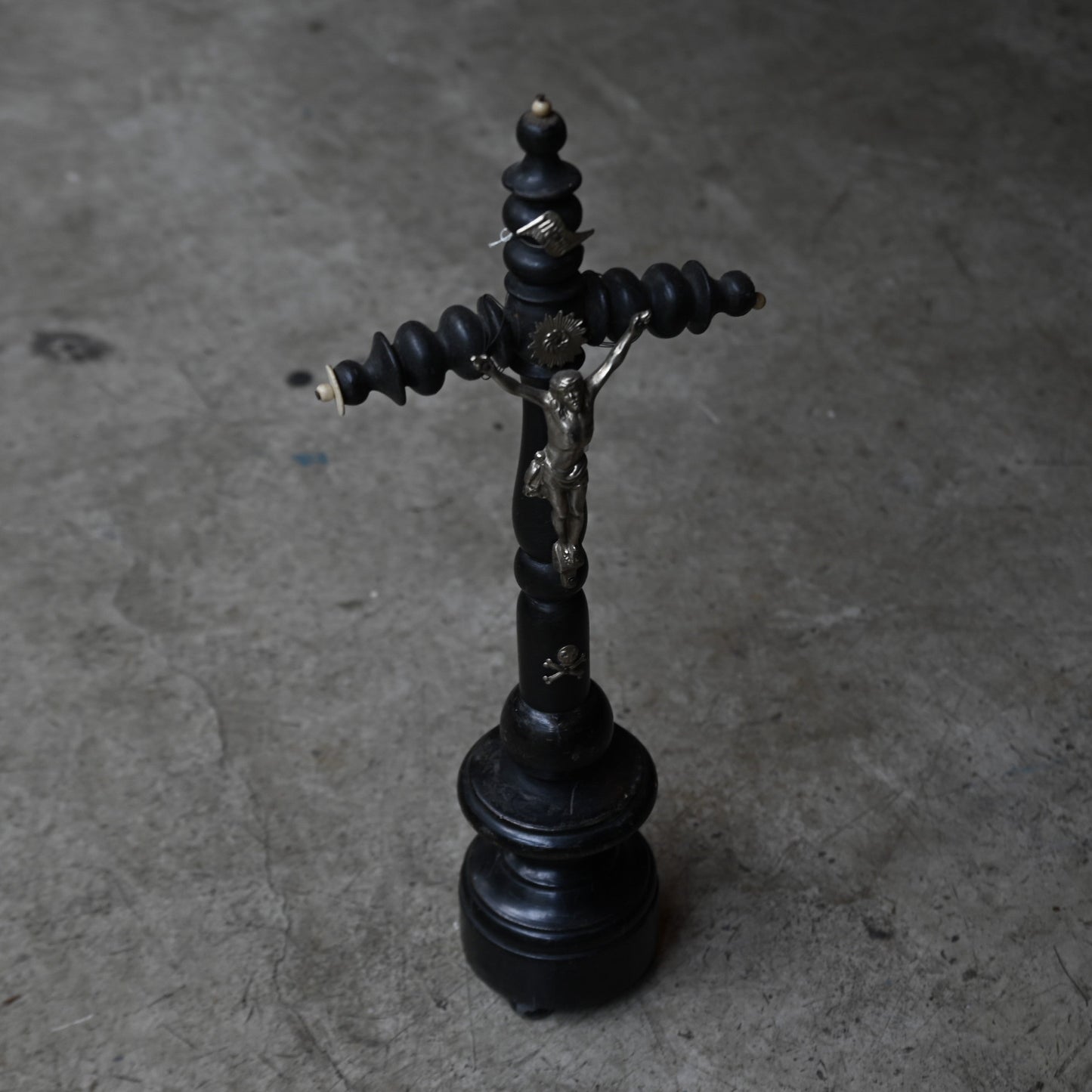 Napoléon III style  Cross Christ Figure(S)｛ RB-00205 ｝