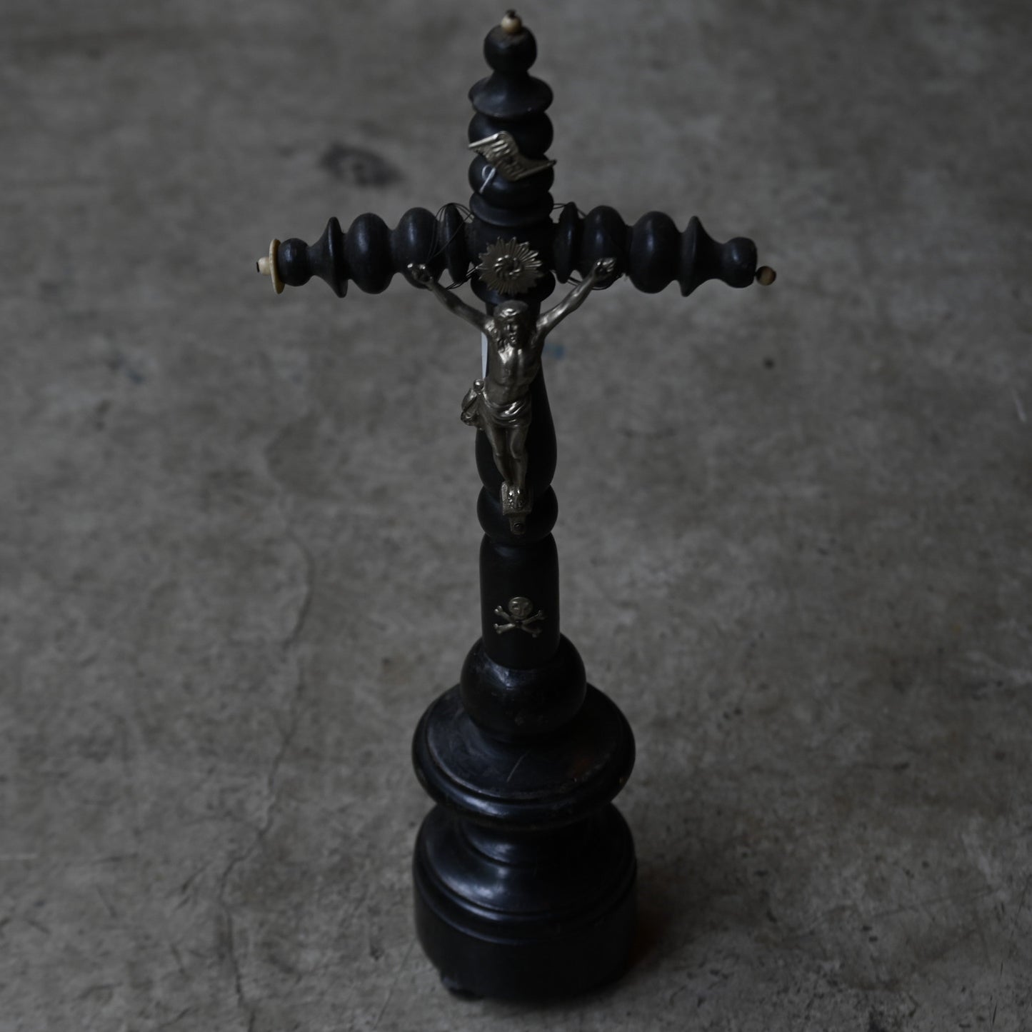 Napoléon III style  Cross Christ Figure(S)｛ RB-00205 ｝