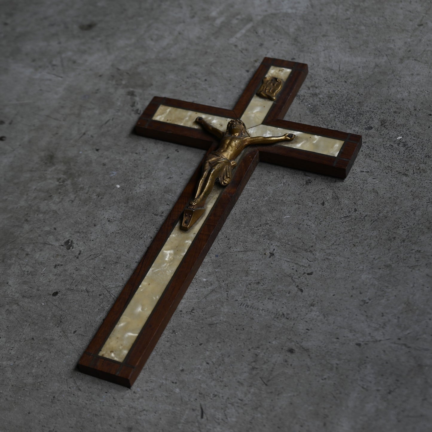 Wall Cross Christ Figure｛ RB-00210 ｝