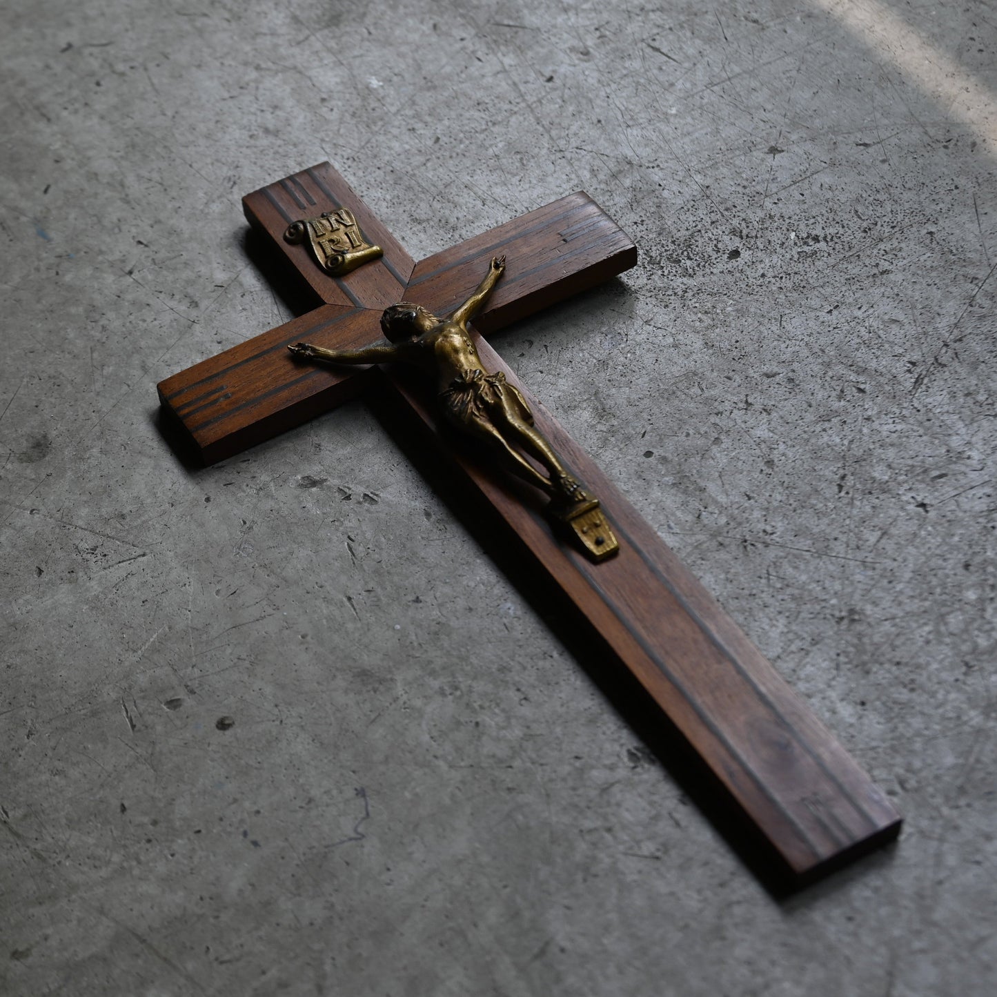 Wall Cross Christ Figure｛ RB-00211 ｝