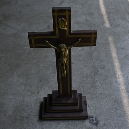 Brass Cross Christ Figure ｛ RB-00219 ｝