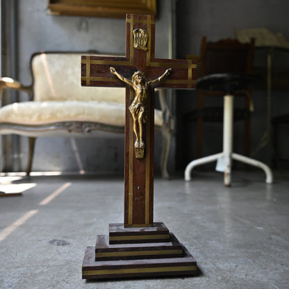 Brass Cross Christ Figure ｛ RB-00219 ｝