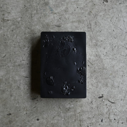 Acrylic resin object "XI"｛RB-01009｝