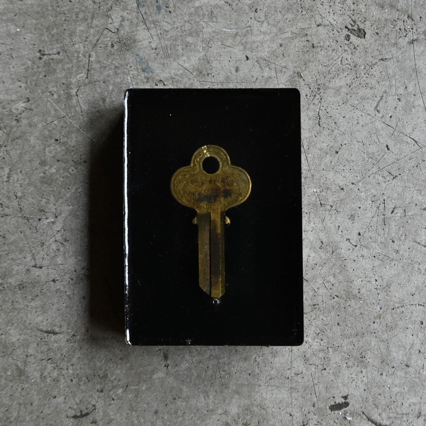 Acrylic resin object "Key"｛RB-01011｝
